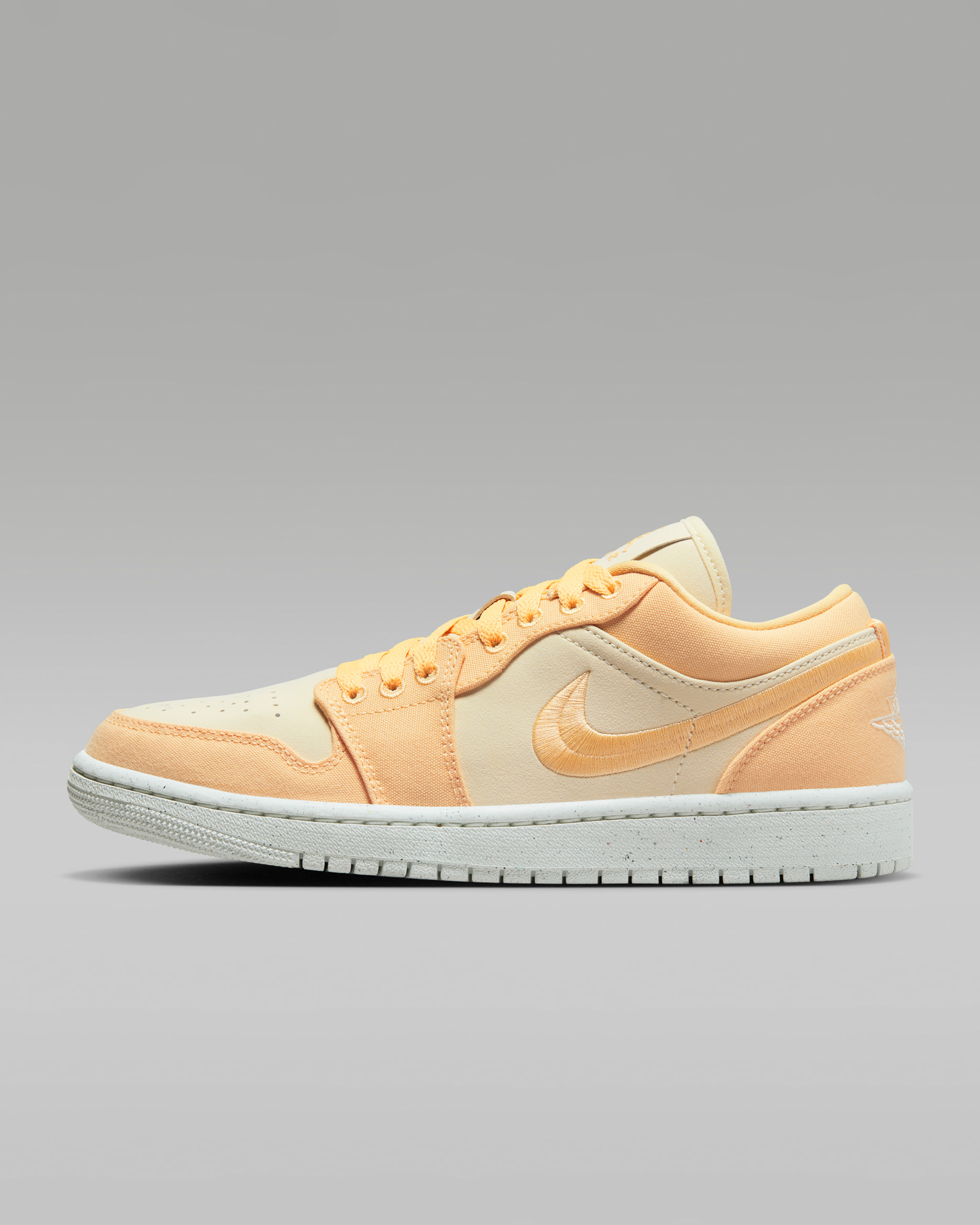 靴 NIKE WMNS AIR JORDAN 1 LOW SE VANILLA Nike Wmns Air Jordan 1 Low SE “Pale Vanilla”が国内1月13日